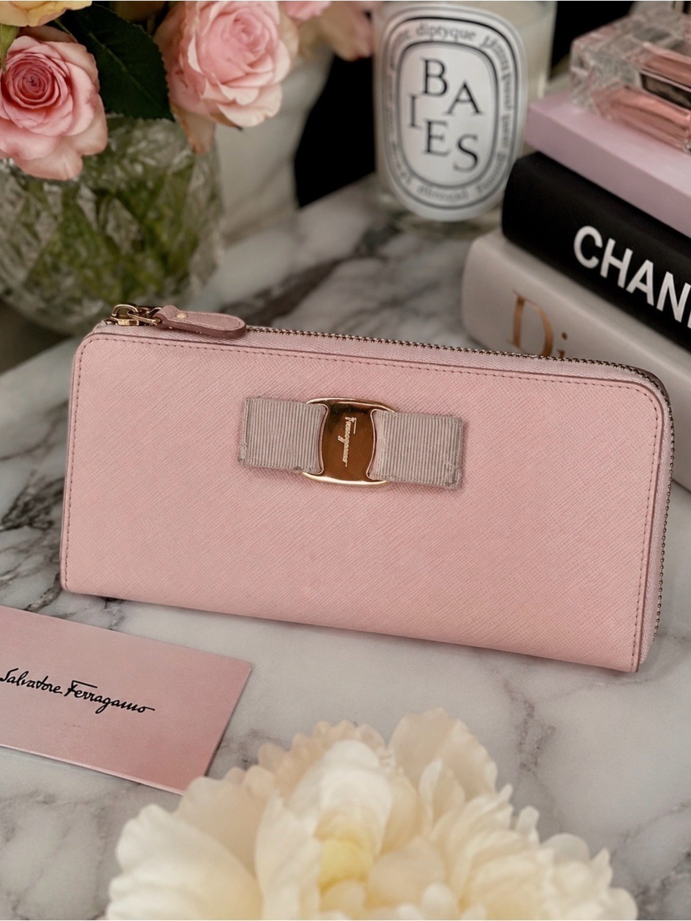 SALVATORE FERRAGAMO VARA BOW PINK LEATHER ZIP LONG WALLET MADE IN ITALY